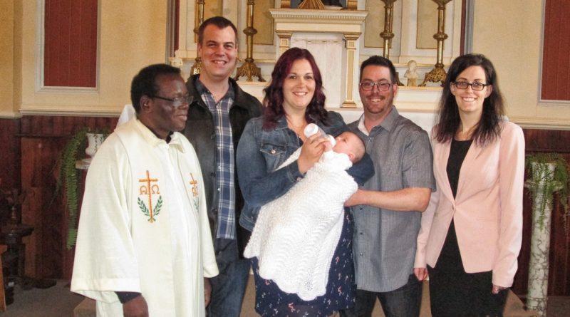 Baptême de Laurie Pinard à l'église Saint-Stanislas d'Ascot Corner le 22 avril 2018